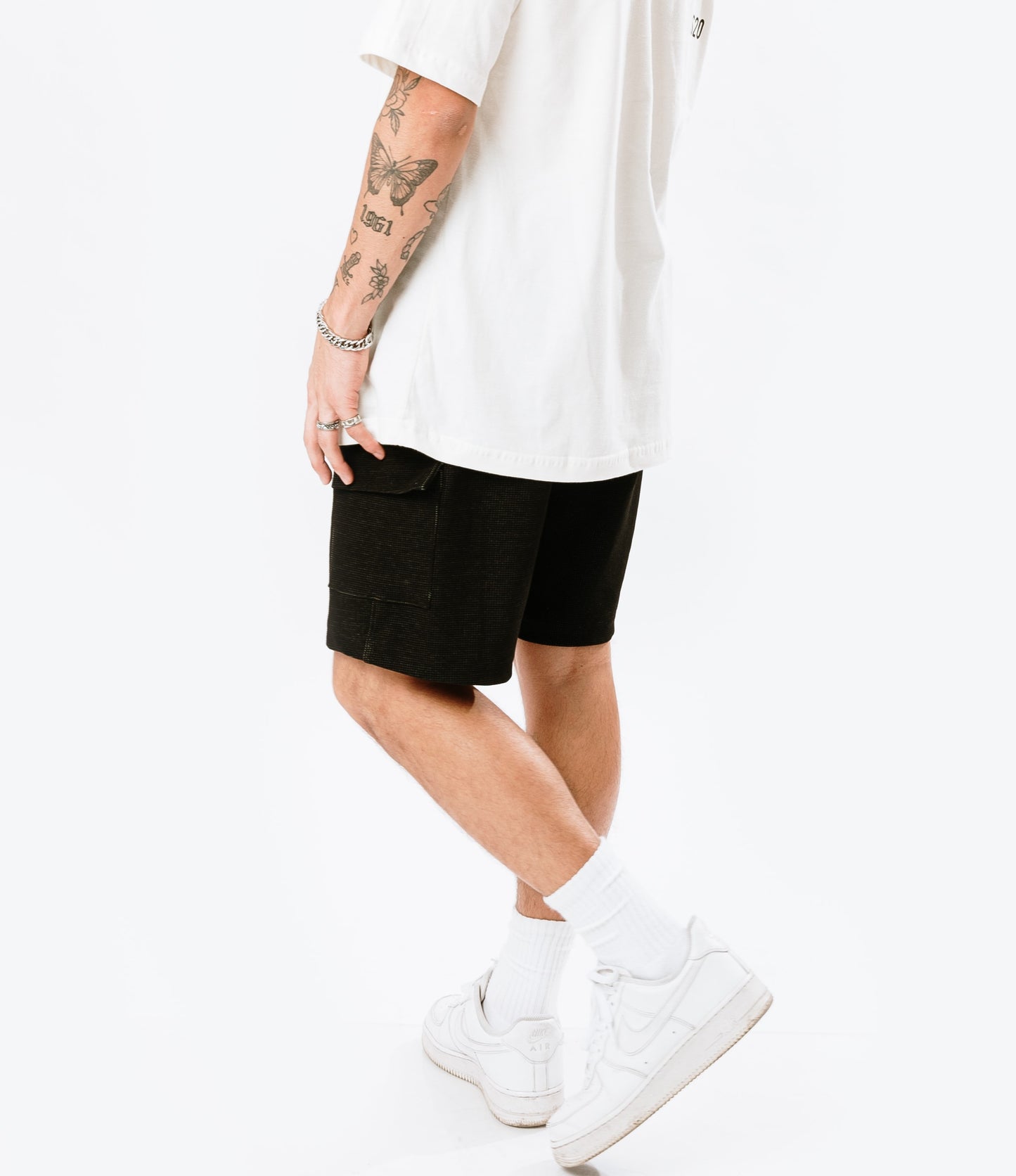 Short cargo negro