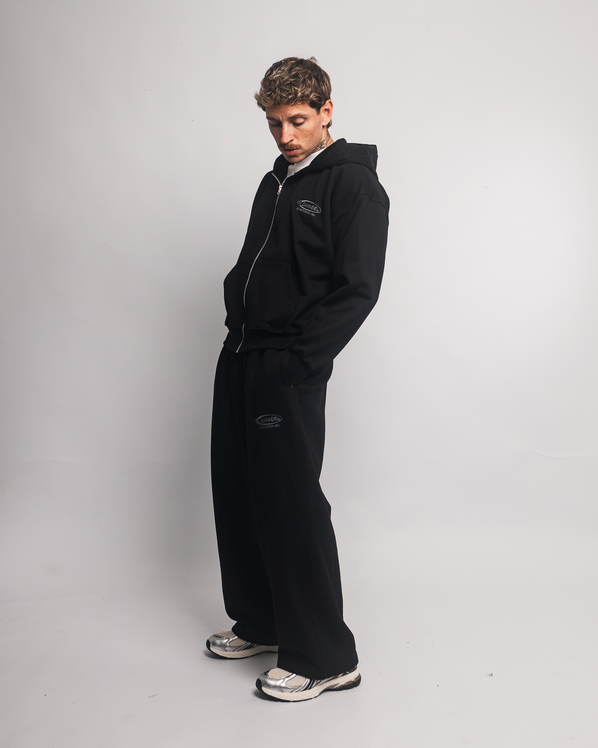 Conjunto Negro